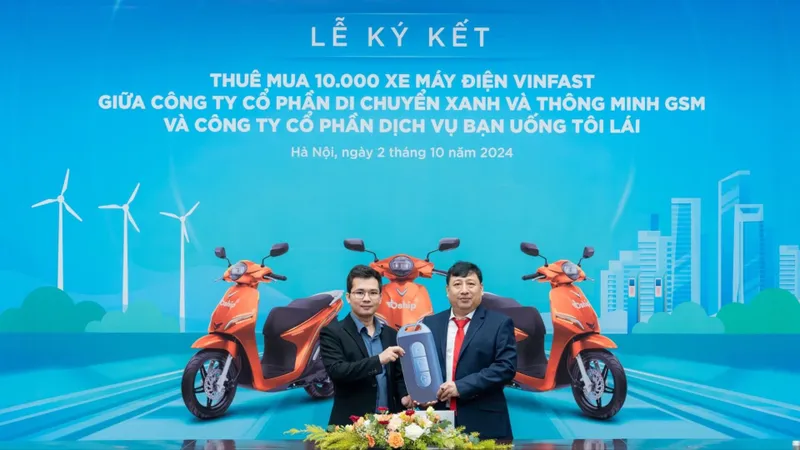 Bạn Uống Tôi Lái mua và thuê thêm 10.000 xe máy điện VinFast từ GSM