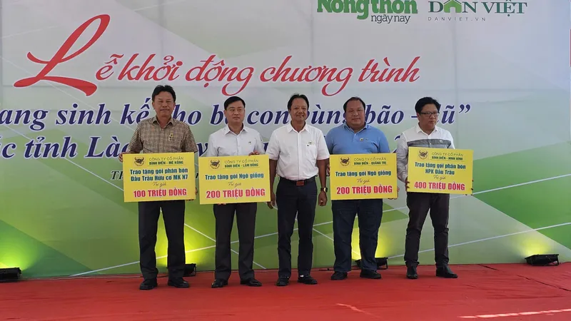 Bình Điền trao hơn 3 tỷ đồng hỗ trợ sinh kế cho bà con vùng bão lũ tỉnh Yên Bái và Lào Cai
