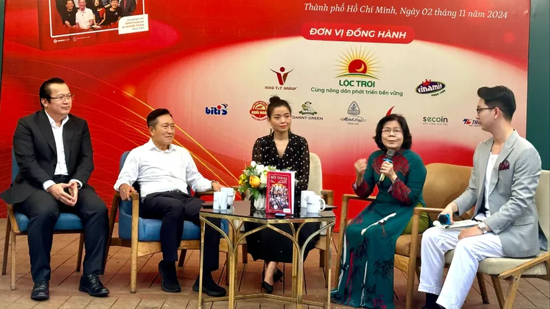 Đối thoại với những người tiên phong cùng bà Vũ Kim Hạnh