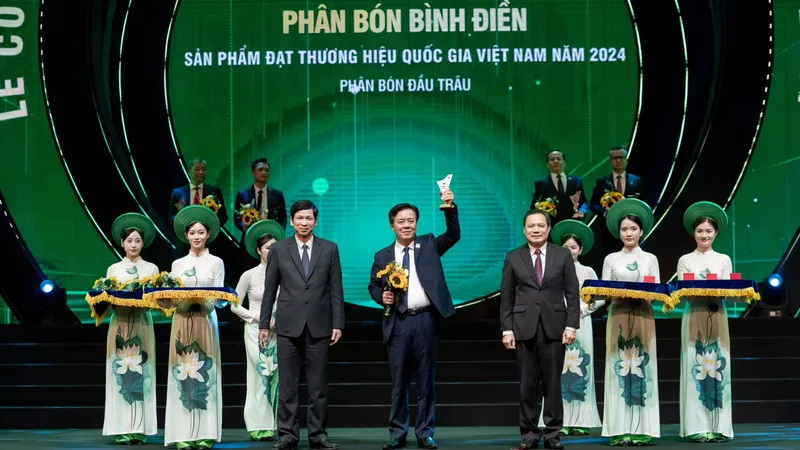 Phân bón Đầu Trâu - Sản phẩm đạt Thương hiệu quốc gia Việt Nam