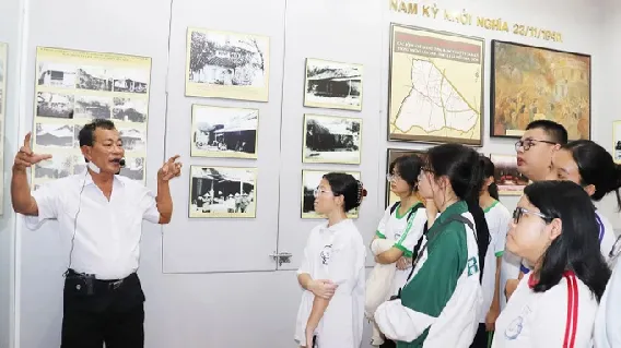 Vận dụng bài học đặc sắc về “Tinh thần đoàn kết và sức mạnh quần chúng”
