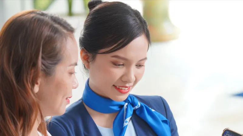 Nộp học phí không tiền mặt: Phụ huynh than phí cao