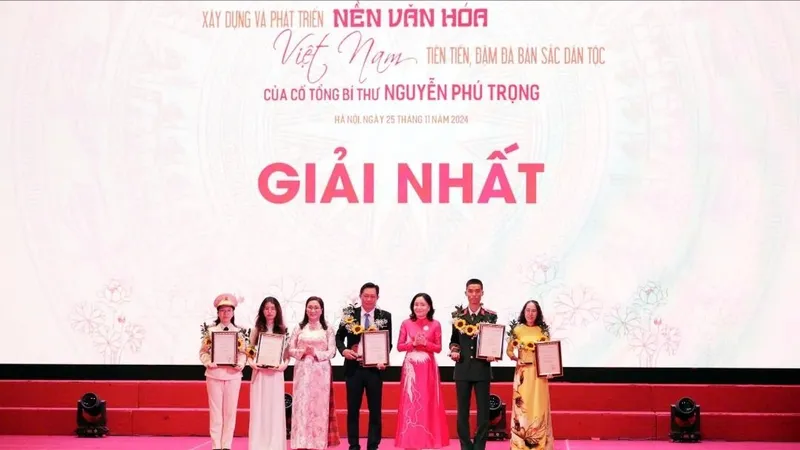 Trao giải cuộc thi tìm hiểu nội dung cuốn sách của cố Tổng Bí thư Nguyễn Phú Trọng về văn hóa