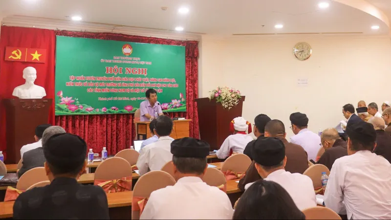 Phát huy vai trò các tôn giáo tham gia bảo vệ môi trường và ứng phó với biến đổi khí hậu 