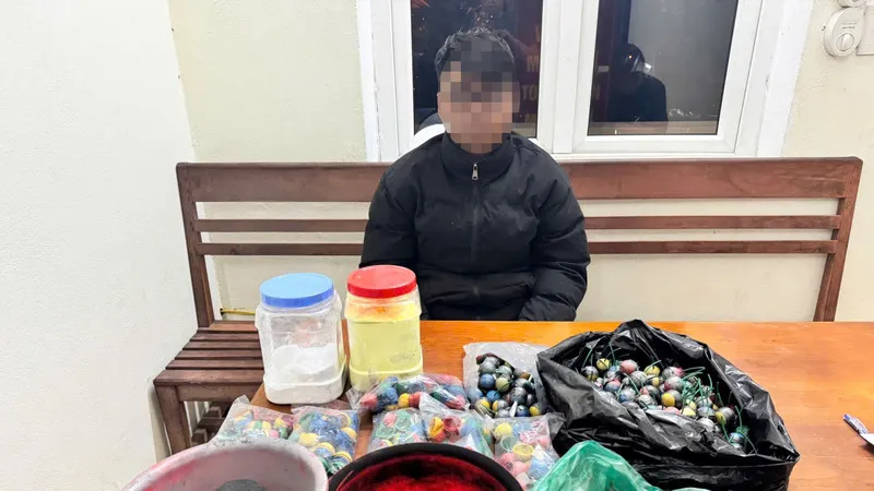 Đà Nẵng: Thiếu niên tự chế 200 quả pháo để bán