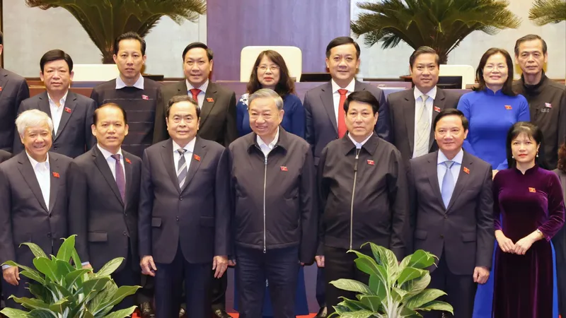Thủ tướng trình Quốc hội cơ cấu tổ chức và số lượng thành viên Chính phủ