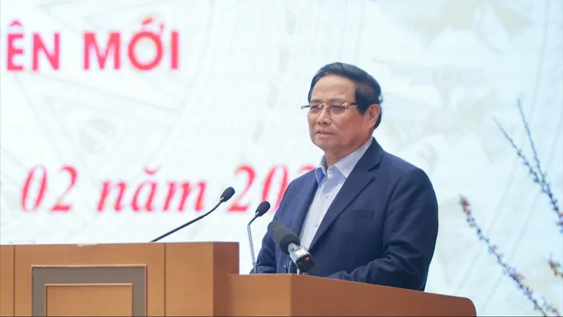 Thủ tướng Phạm Minh Chính phát biểu tại hội nghị Thường trực Chính phủ làm việc với các doanh nghiệp nhỏ và vừa Việt Nam, chiều 27-2. Ảnh: VIẾT CHUNG
