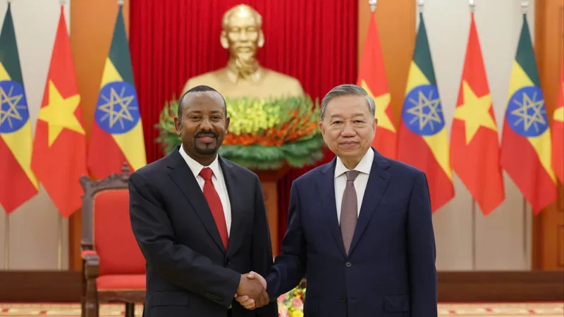 Tổng Bí thư Tô Lâm tiếp Thủ tướng Ethiopia Abiy Ahmed Ali, chiều 15-4. Ảnh QUANG PHÚC