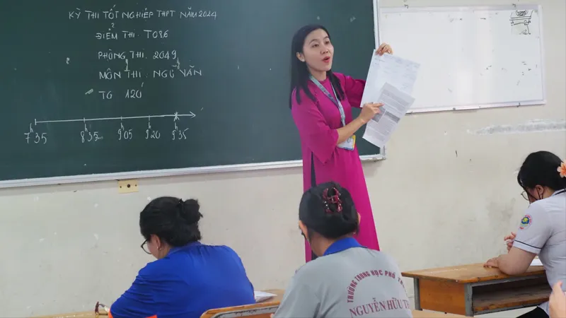 TPHCM: Thí sinh tự do đăng ký thi tốt nghiệp THPT năm 2025 tại 4 điểm 