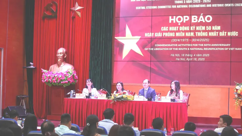 Họp báo thông tin về các hoạt động kỷ niệm 50 năm Ngày Giải phóng miền Nam, thống nhất đất nước. Ảnh: QUANG PHÚC