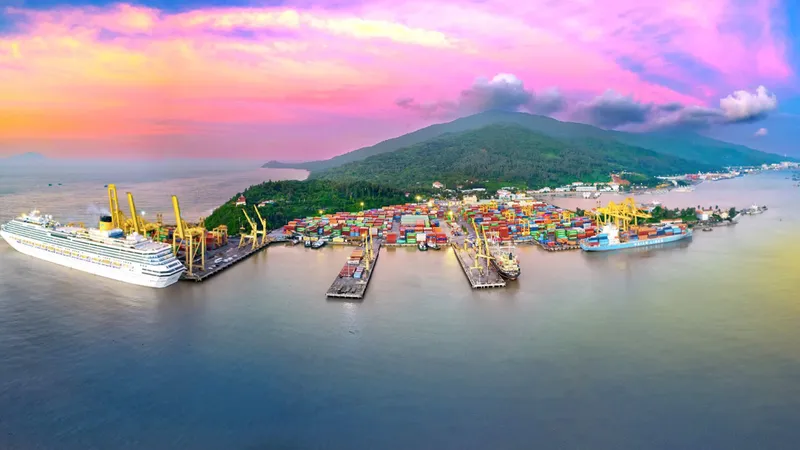 Xây dựng khu thương mại tự do Đà Nẵng tiên phong