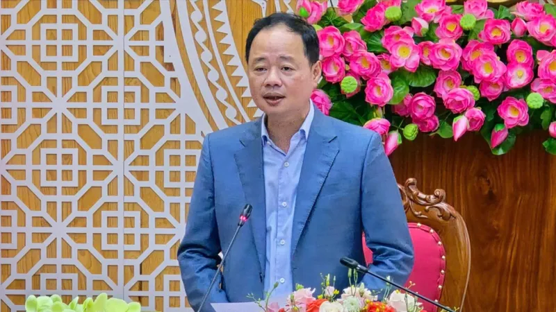 Lâm Đồng: Sẽ xem xét đình chỉ chức vụ chủ tịch UBND huyện nếu tiếp tục chậm triển khai dự án cao tốc
