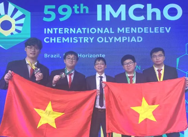 Đội tuyển Việt Nam tham dự kỳ thi Olympic Hóa học quốc tế Mendeleev lần thứ 59