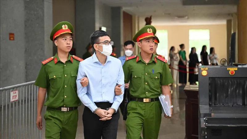 Lần thứ 3 mở lại phiên tòa xét xử phúc thẩm các bị cáo trong vụ án FLC