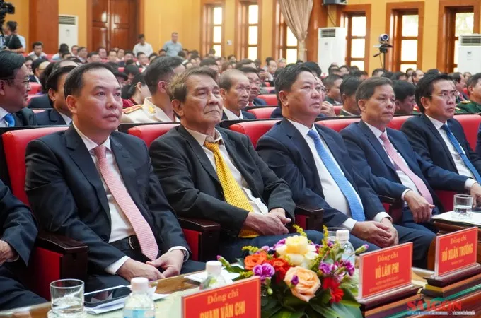Ảnh minh họa, đại biểu dự lễ công bố các lãnh đạo, nhân sự chủ chốt của tỉnh Khánh Hòa https://www.sggp.org.vn/cong-bo-cac-lanh-dao-nhan-su-chu-chot-cua-tinh-khanh-hoa-moi-post801752.html