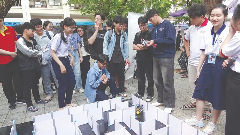 Giáo dục STEM: Ươm mầm những tài năng khoa học trẻ