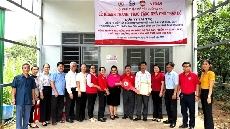 Vedan Việt Nam trao tặng 2 căn nhà Chữ thập đỏ tại xã Tân Phú, tỉnh Đồng Nai