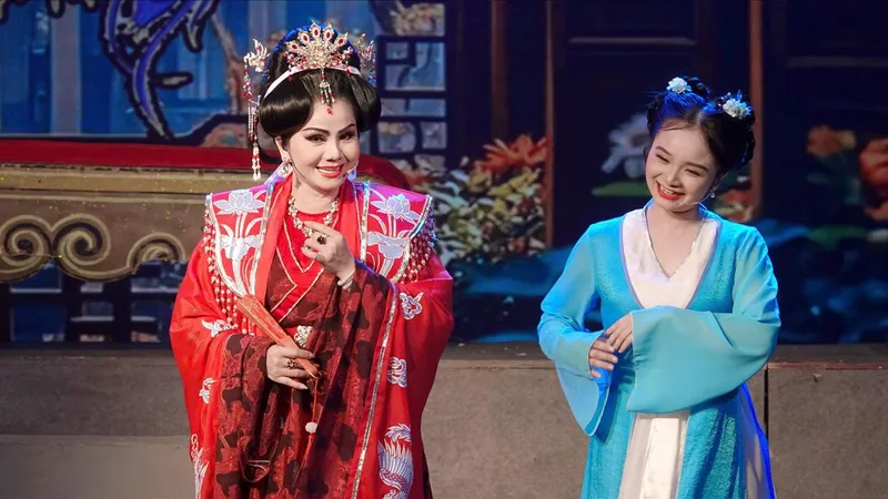 Diễn viên Hồng Quyên: Hành trình nối nghiệp gia đình