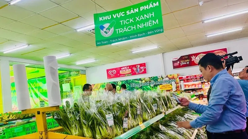 Mua đồ sạch