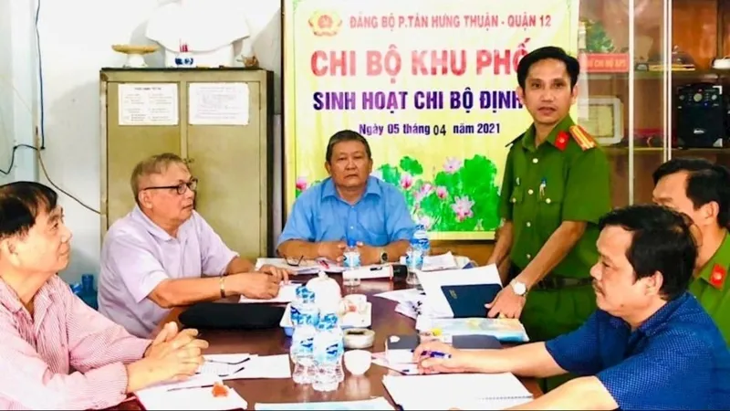Nguồn: https://www.hcmcpv.org.vn/tin-tuc/nang-cao-chat-luong-sinh-hoat-chi-bo-truc-thuoc-dang-bo-bo-phan-khu-pho-1491902107