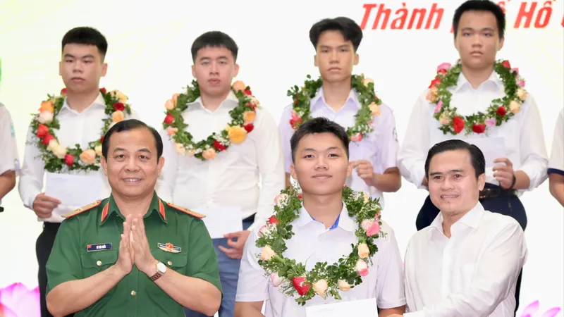 TPHCM có 156 thí sinh trúng tuyển vào các học viện, trường sĩ quan quân đội