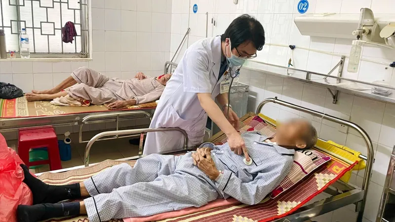 Cụ ông 91 tuổi được cứu sống nhờ đặt máy tạo nhịp tim vĩnh viễn