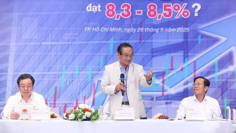 Mục tiêu tăng trưởng GDP 8,3-8,5%: Khả thi nhưng cần tính đến kịch bản thấp hơn