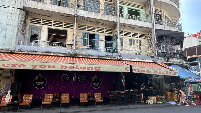 Chung cư 155-157 đường Bùi Viện, phường Bến Thành, TPHCM. Ảnh: THANH HIỀN