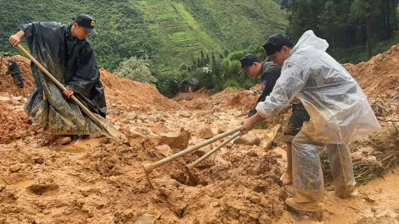Đến tối 1-10, đã có 54 người chết và mất tích, thiệt hại 8.780 tỷ đồng do bão lũ