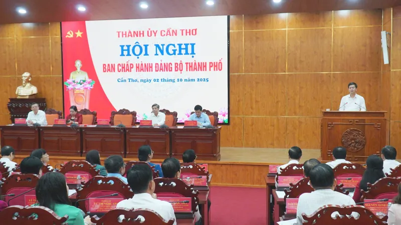 Quang cảnh kỳ họp