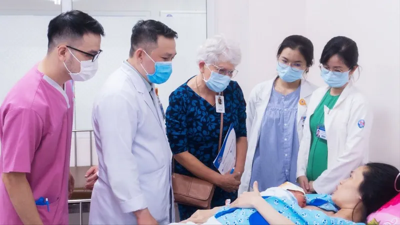 Hợp tác quốc tế: Chìa khóa nâng tầm hệ thống y tế