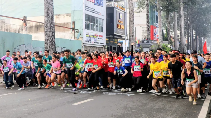 Hơn 850 vận động viên hưởng ứng Đại hội thể dục thể thao phường Chợ Quán