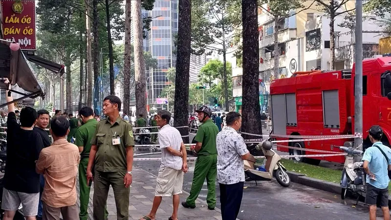 Vụ cháy tại đường Trần Hưng Đạo, TPHCM: 4 người tử vong trước khi nhập viện