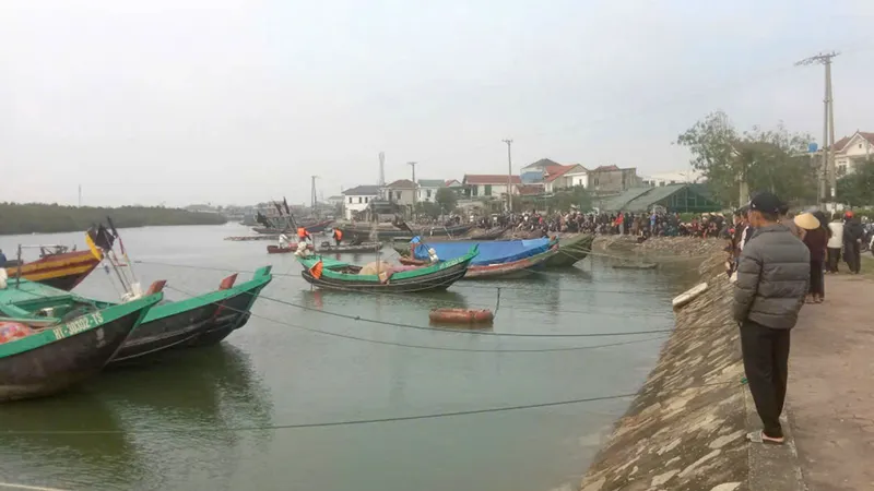 Khu neo đậu tránh trú bão tàu cá Cửa Sót, nơi tìm thấy thi thể cháu bé 