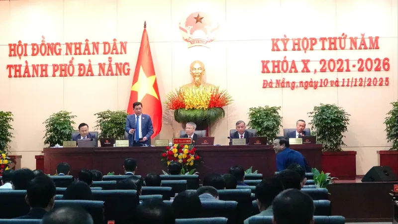 Toàn cảnh kỳ họp. Ảnh: XUÂN QUỲNH