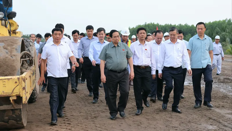 Thủ tướng yêu cầu thông xe kỹ thuật đường cao tốc Châu Đốc - Cần Thơ - Sóc Trăng vào 30-6-2026