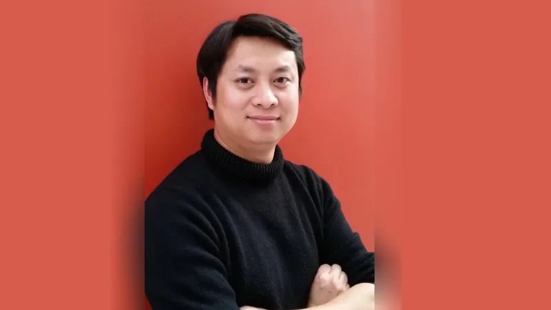 Lãnh đạo Bộ Ngoại giao chúc mừng PGS Nguyễn Thành Vinh được vinh danh nhà nghiên cứu có ảnh hưởng nhất Australia trong lĩnh vực hóa hữu cơ