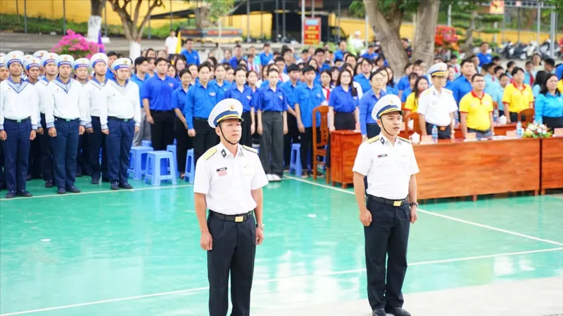 Tuổi trẻ TPHCM hưởng ứng ngày cao điểm “Xuân chiến sĩ”