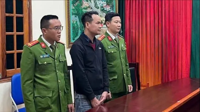 Sơn La: Tạm giữ khẩn cấp tài xế gây tai nạn trên Quốc lộ 6 khiến 3 người tử vong