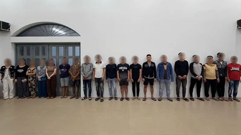 TPHCM: Điều tra vụ hai nhóm thanh niên dùng hung khí hỗn chiến 