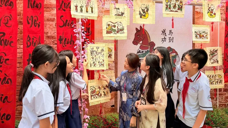 Tái hiện tết truyền thống trong trường học