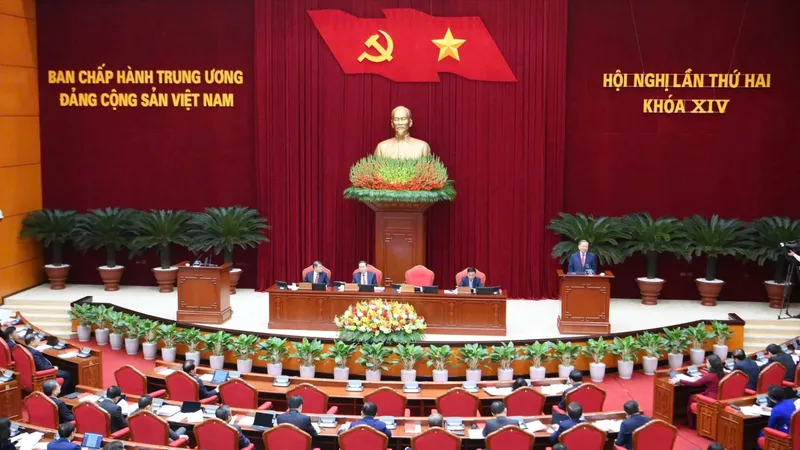 Ngày làm việc thứ nhất của Hội nghị lần thứ 2 Ban Chấp hành Trung ương Đảng khóa XIV