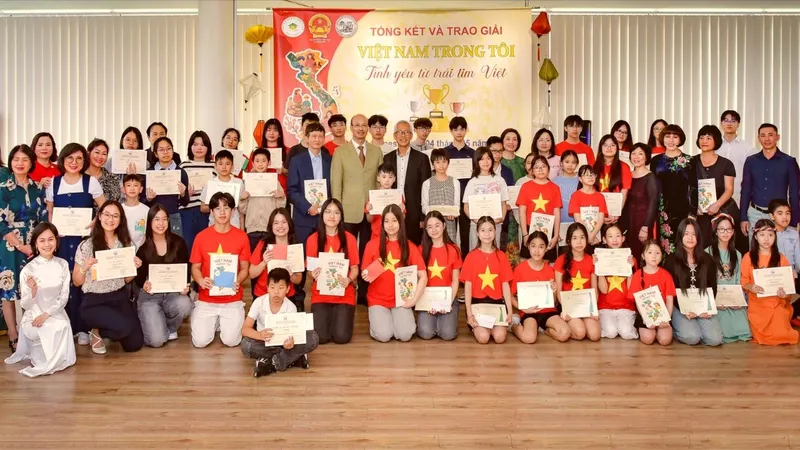 Gìn giữ tiếng Việt và văn hóa Việt ở nước ngoài
