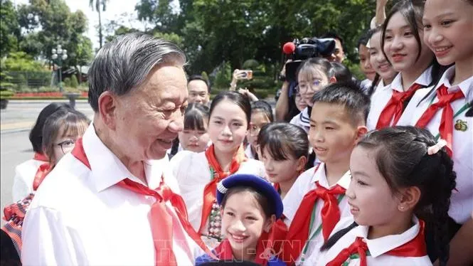 Tổng Bí thư, Chủ tịch nước Tô Lâm gặp mặt 85 đội viên tiêu biểu toàn quốc