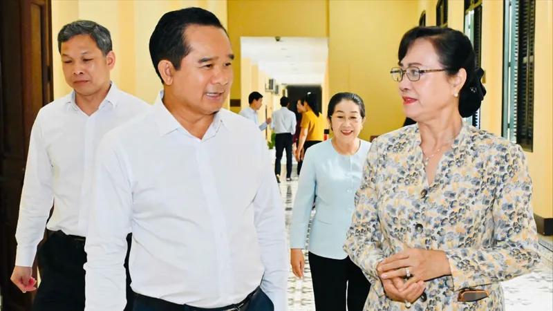 Xây dựng Luật Đô thị đặc biệt: Tạo đà bứt phá từ phân cấp, phân quyền