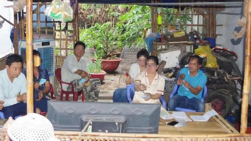 Triệt phá đường dây cá cược đá gà qua mạng, một tháng giao dịch 80 tỷ đồng