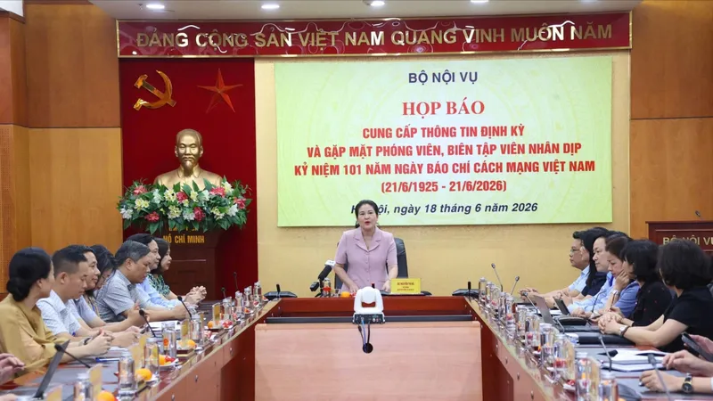 Bộ Nội vụ đang nghiên cứu, xây dựng đề án “Kinh tế Bạc”