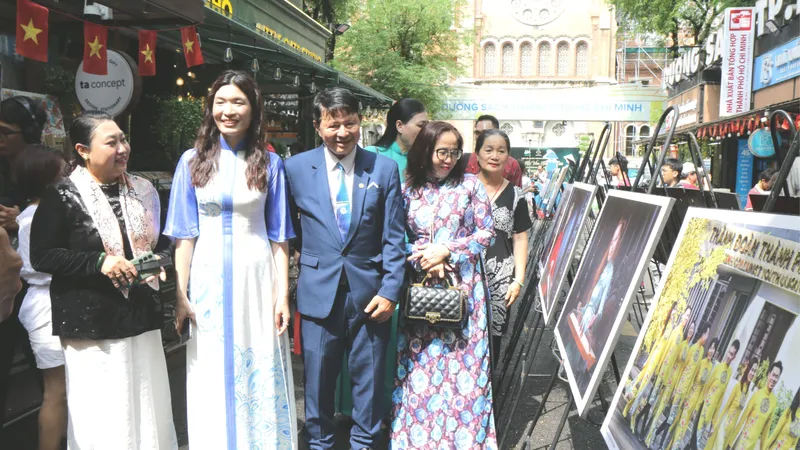 Khai mạc Ngày hội Văn hóa Áo dài TPHCM lần thứ II