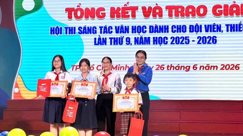 Trao giải Hội thi Sáng tác văn học dành cho đội viên, thiếu nhi lần 9