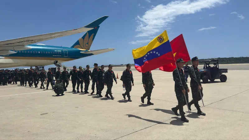 Thêm chuyến bay đặc biệt chở 46,8 tấn hàng hỗ trợ của Việt Nam tới Venezuela